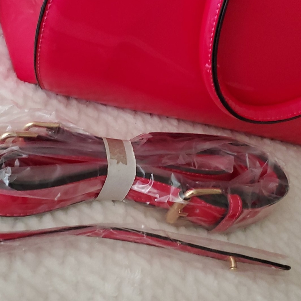 Hot Pink Patent leather bag with big diamond stone HP❤️❤️2 times - Picture 9 of 10
